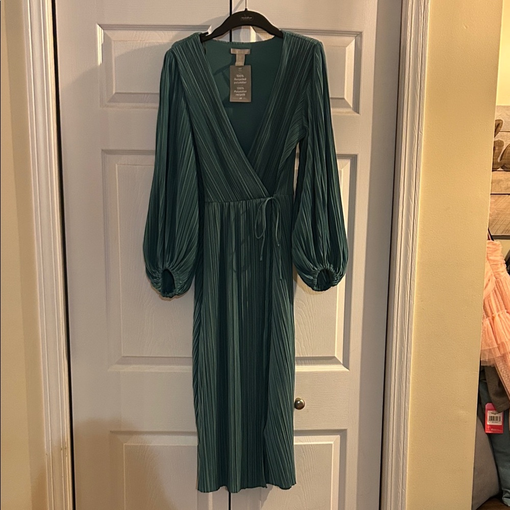 H&M green wrap dress NWT